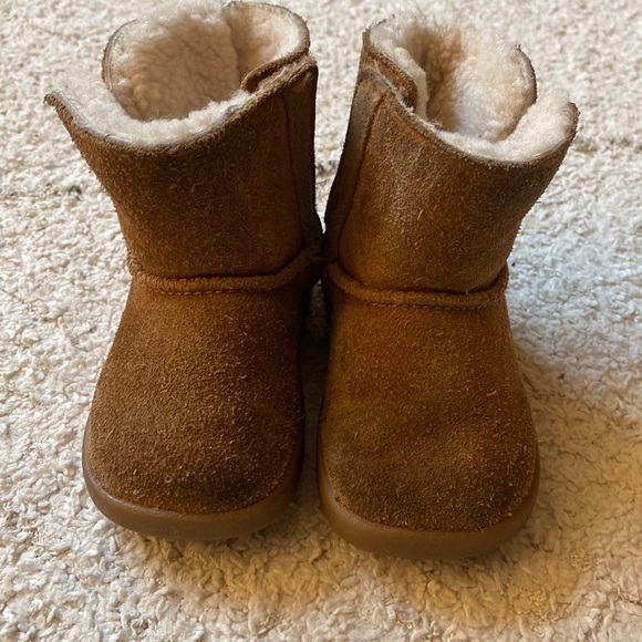 UGG infant/baby Keelan boots, US size 4/5. - Picture 1 of 4